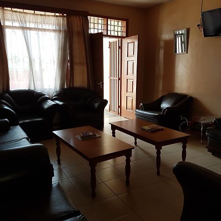 Melvic Inn كيزيمو المظهر الخارجي الصورة