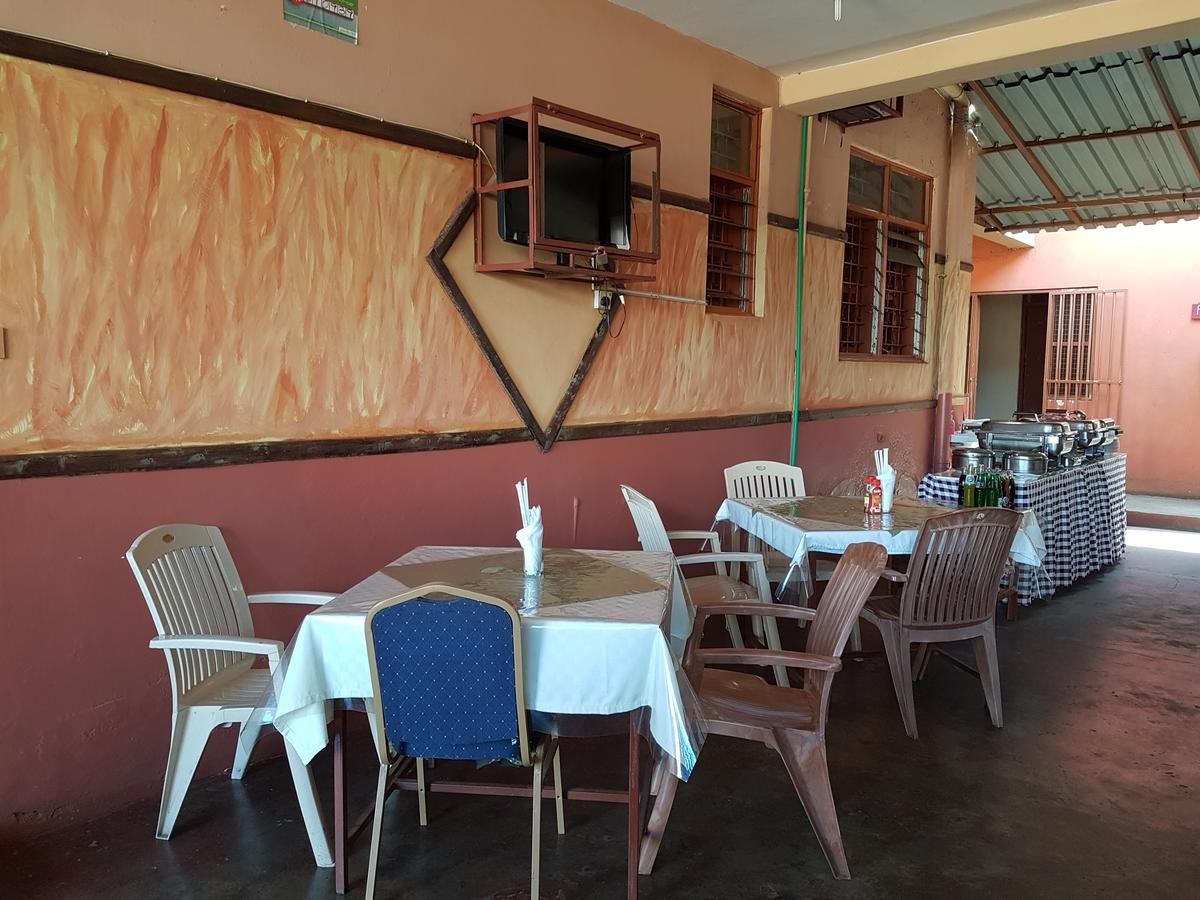 Melvic Inn كيزيمو المظهر الخارجي الصورة